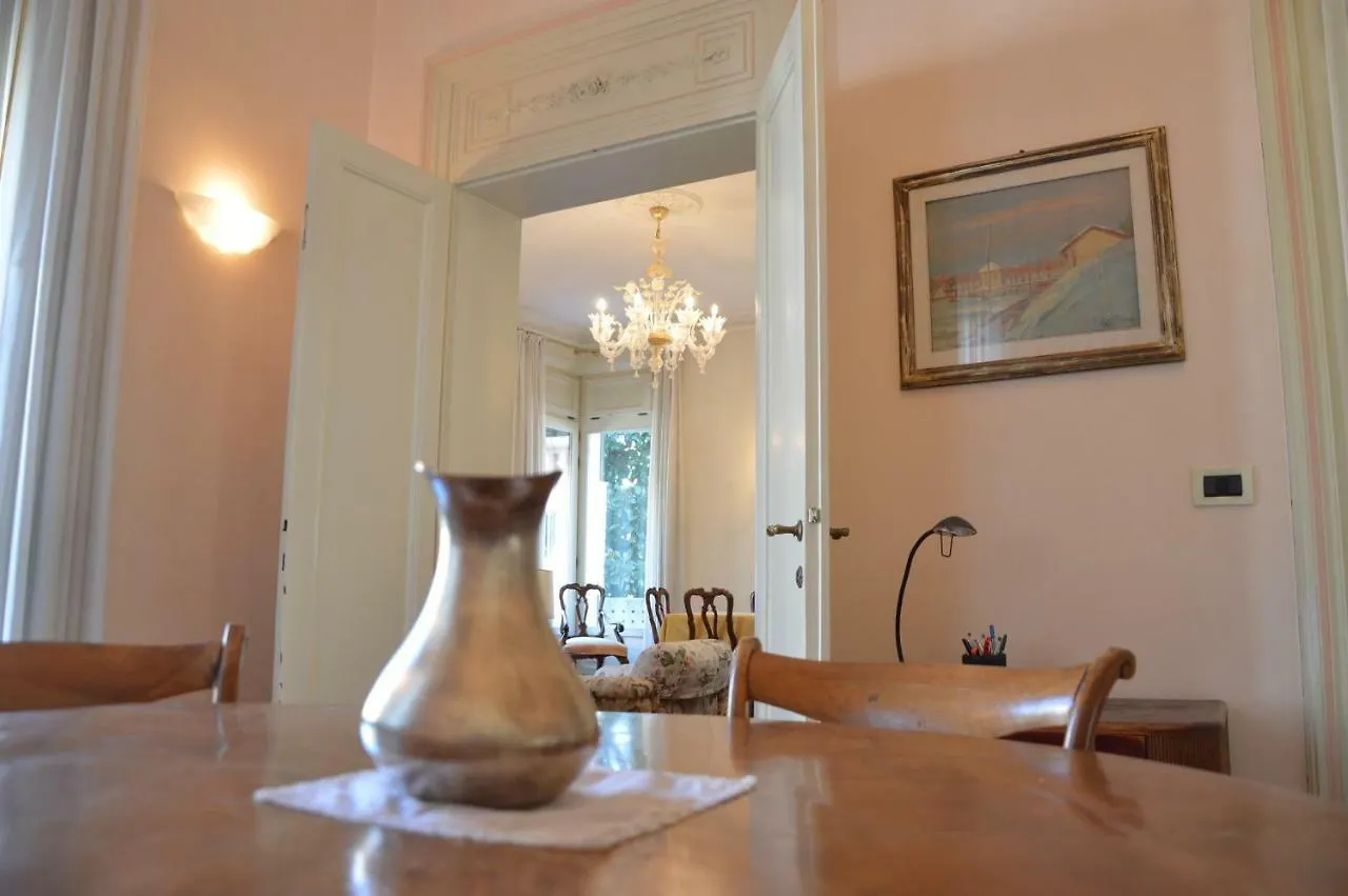 Ferienwohnung Casa Magnolia Lido di Venezia Italien